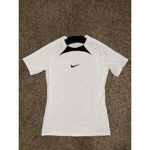 Nike Men’s Vaporknit Vapor V Jersey Sample